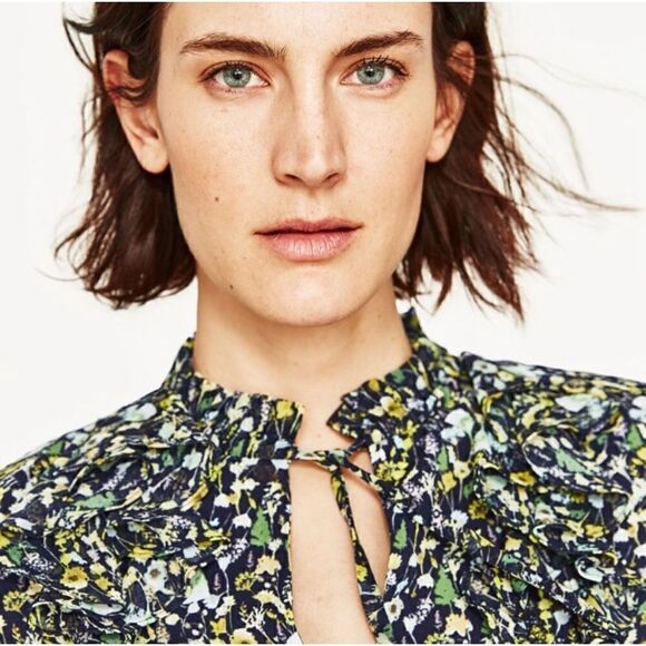 Zara Basic Floral Dress Frill Sleeves, Women’s Size Medium - Picture 4 of 9